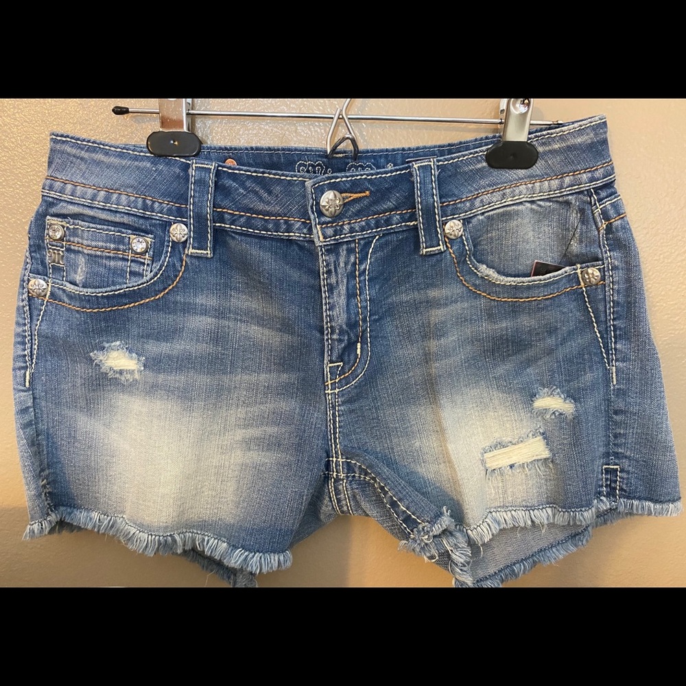 Miss Me Frayed Denim Shorts Size 31
